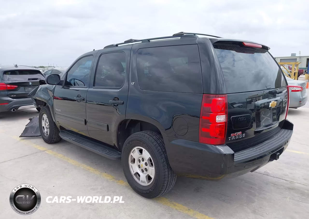 2014 Chevrolet Tahoe Lt VIN:1GNSCBE0XER186032 - 3