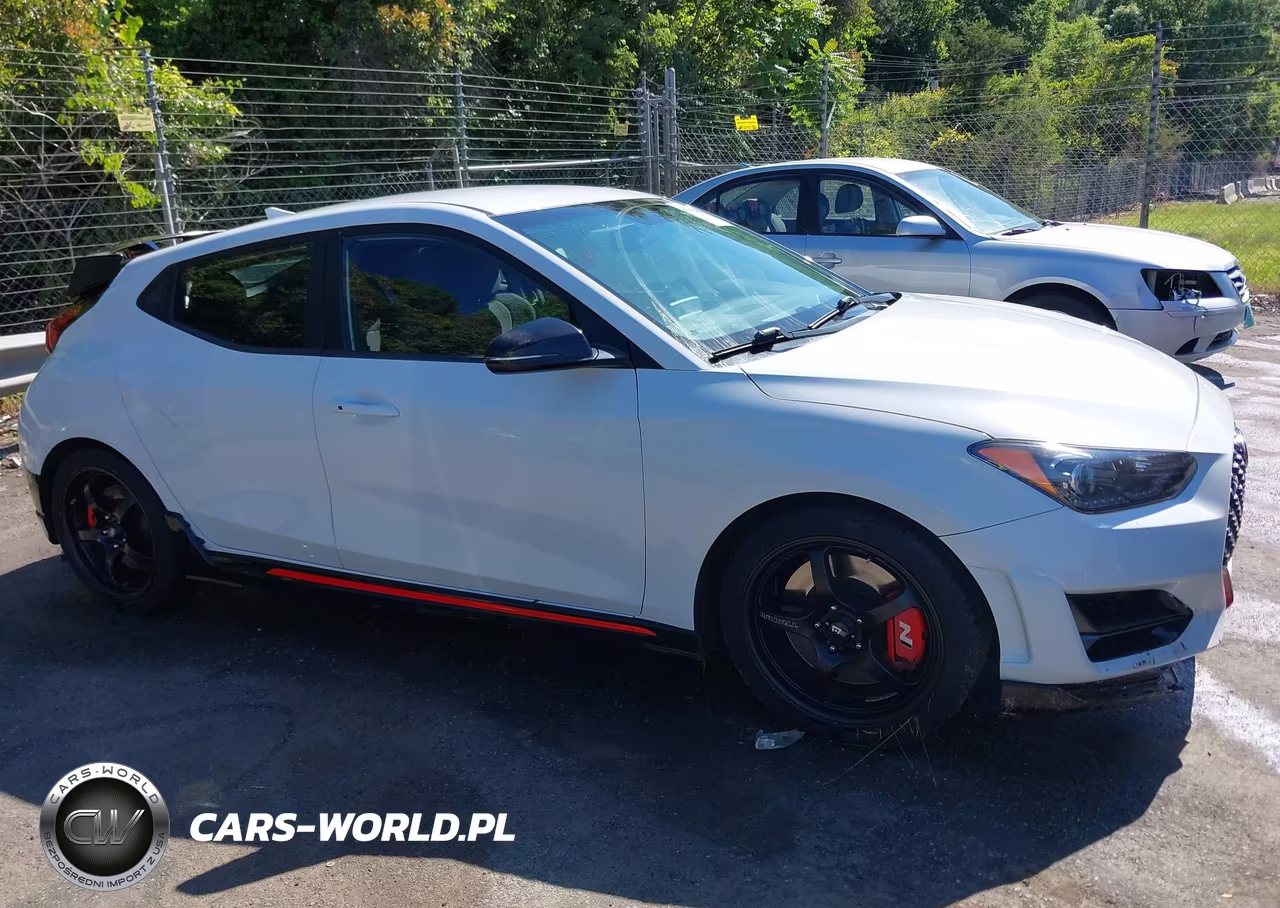 2020 Hyundai Veloster N VIN:KMHT36AH8LU003748 - 13