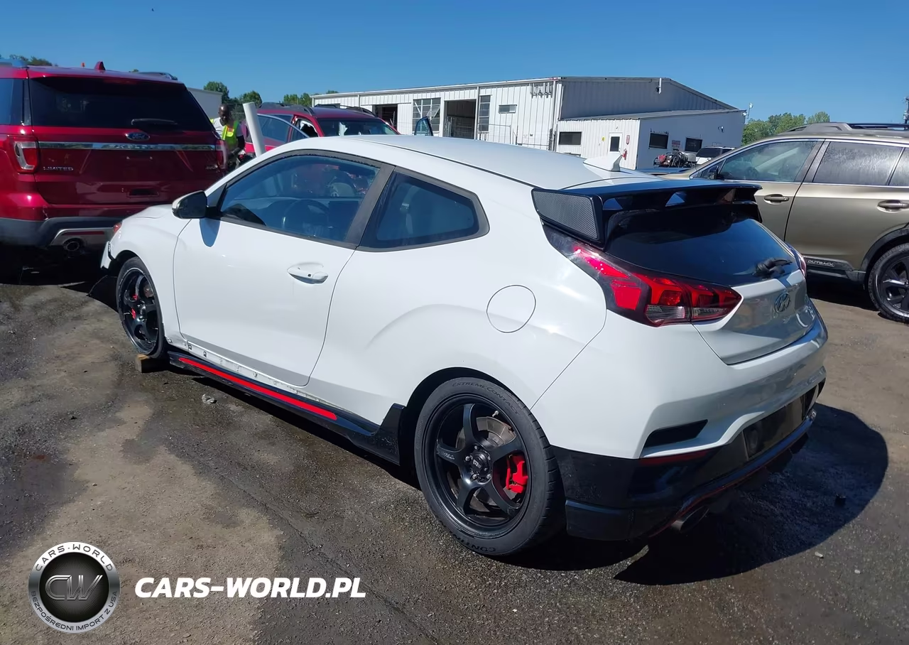 2020 Hyundai Veloster N VIN:KMHT36AH8LU003748 - 3