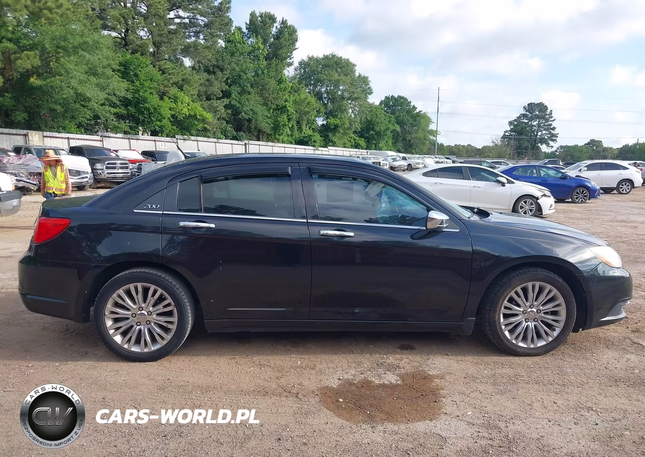2011 Chrysler 200 Limited VIN:1C3BC2FG0BN520743 - 13