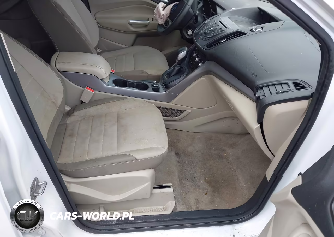 2016 Ford Escape Se VIN:1FMCU9GX0GUB74772 - 5