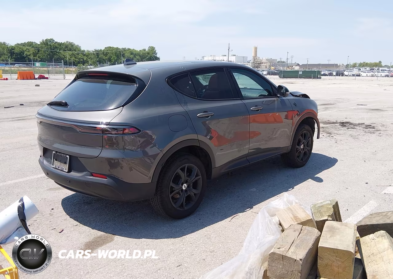 2023 Dodge Hornet Gt Plus Awd VIN:ZACNDFBN5P3A08158 - 4