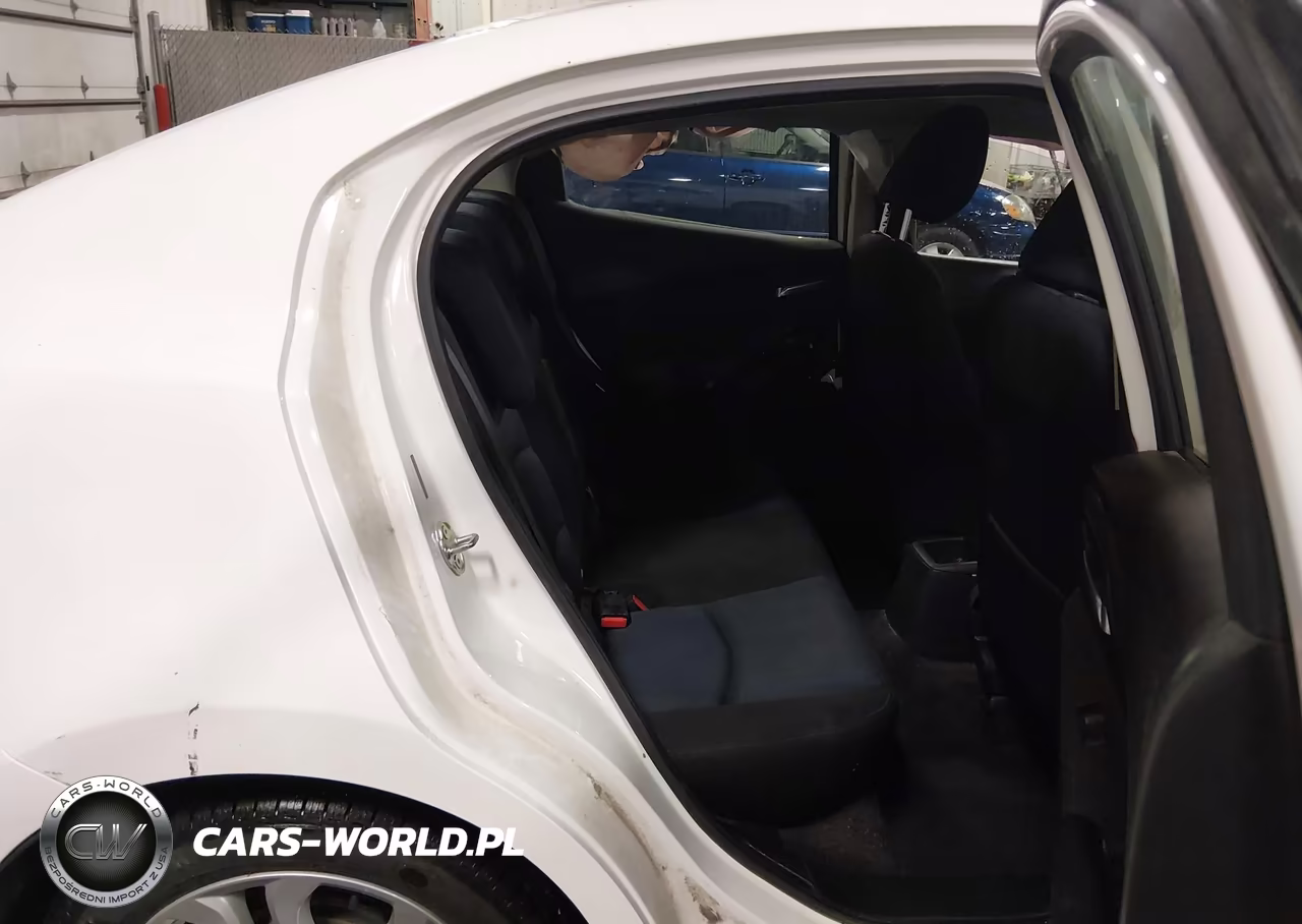 2016 Scion Ia VIN:3MYDLBZV1GY125304 - 8