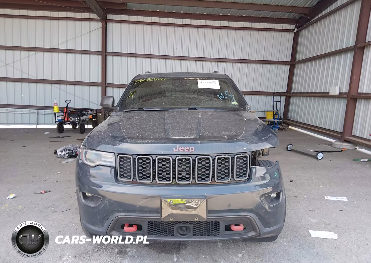 2018 Jeep Grand Cherokee Trailhawk 4X4 VIN:1C4RJFLG5JC268588 - 13