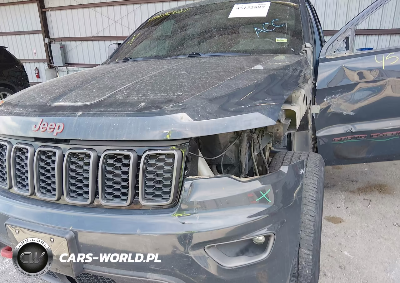 2018 Jeep Grand Cherokee Trailhawk 4X4 VIN:1C4RJFLG5JC268588 - 6