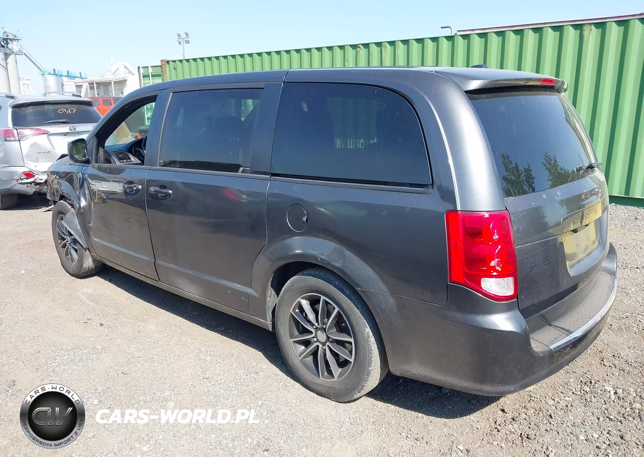 2018 Dodge Grand Caravan Gt VIN:2C4RDGEGXJR205519 - 3