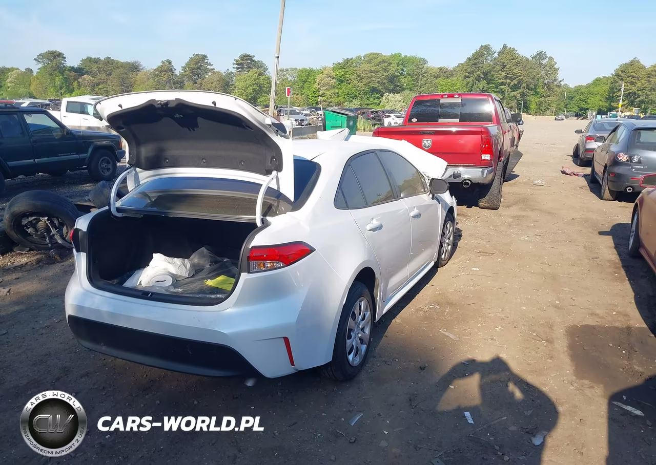 2026 Toyota Corolla Hybrid Hybrid Le VIN:JTDBCMFE3T3134417 - 4