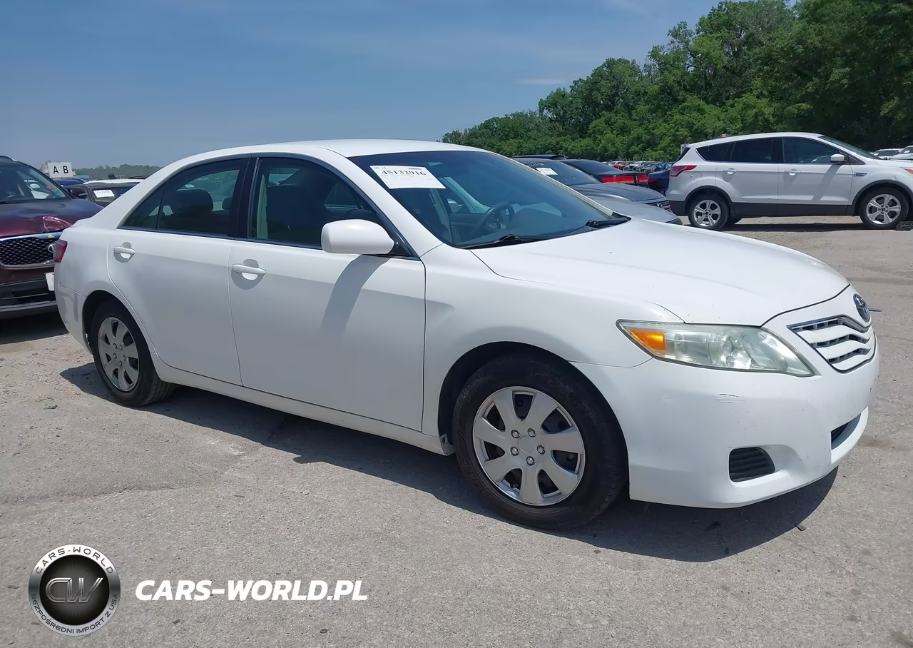 Główne zdjęcie 2010 Toyota Camry Le