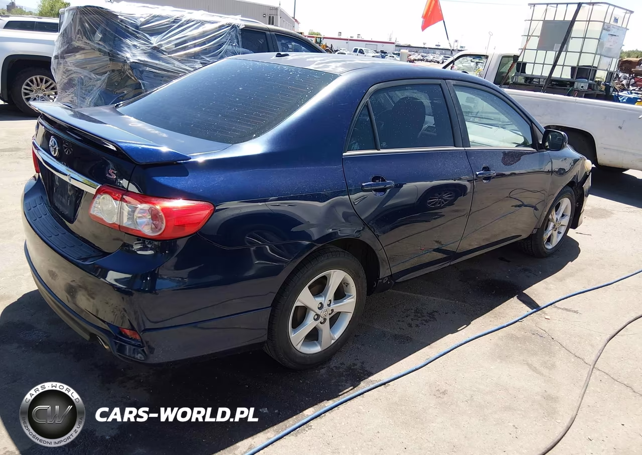 2012 Toyota Corolla S VIN:2T1BU4EE3CC887869 - 4