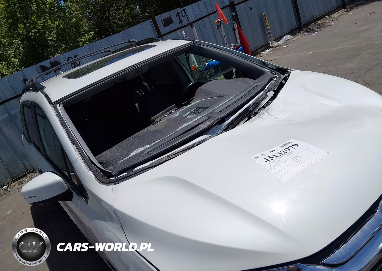 2018 Honda Odyssey Touring VIN:5FNRL6H86JB011650 - 6