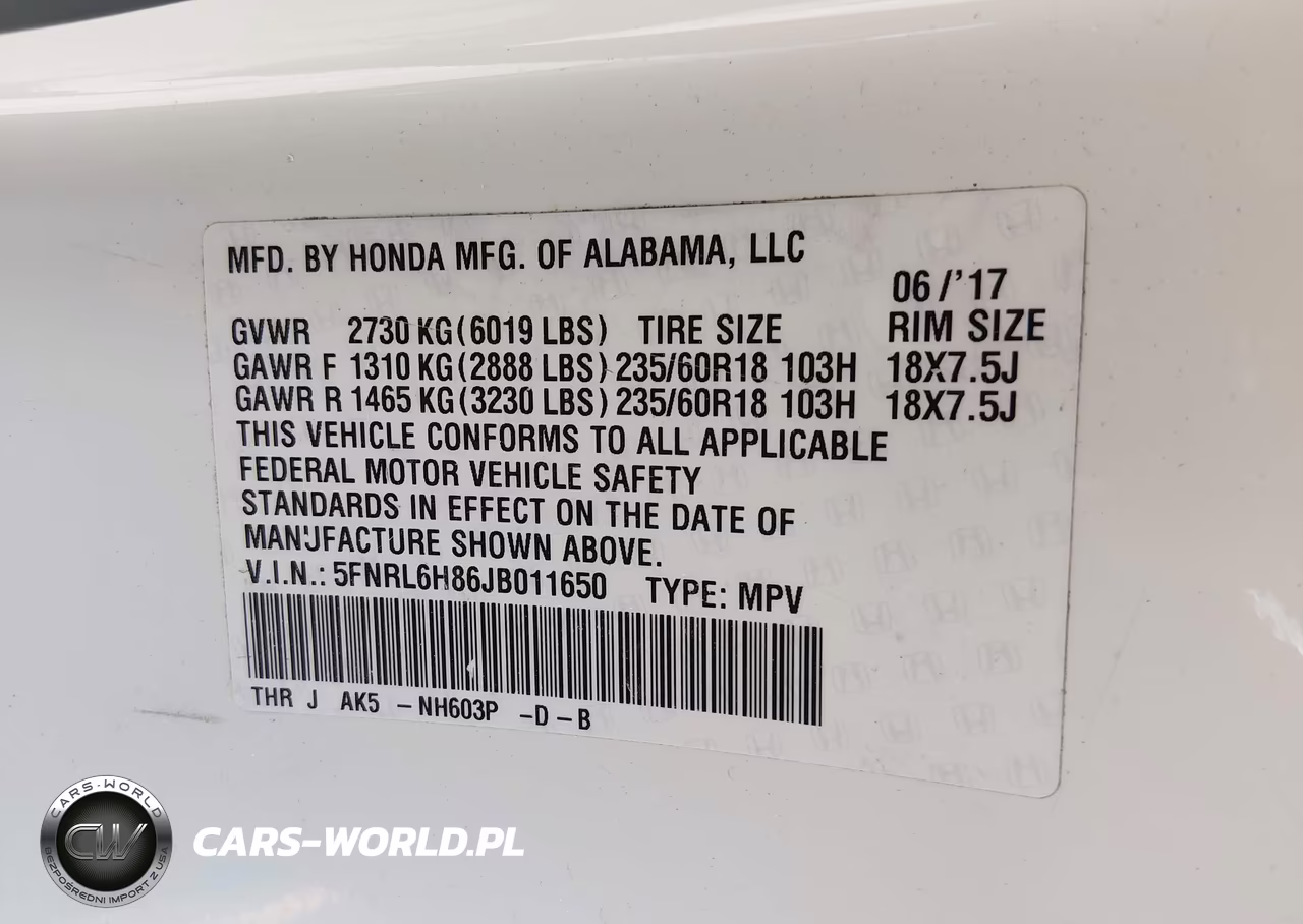 2018 Honda Odyssey Touring VIN:5FNRL6H86JB011650 - 9