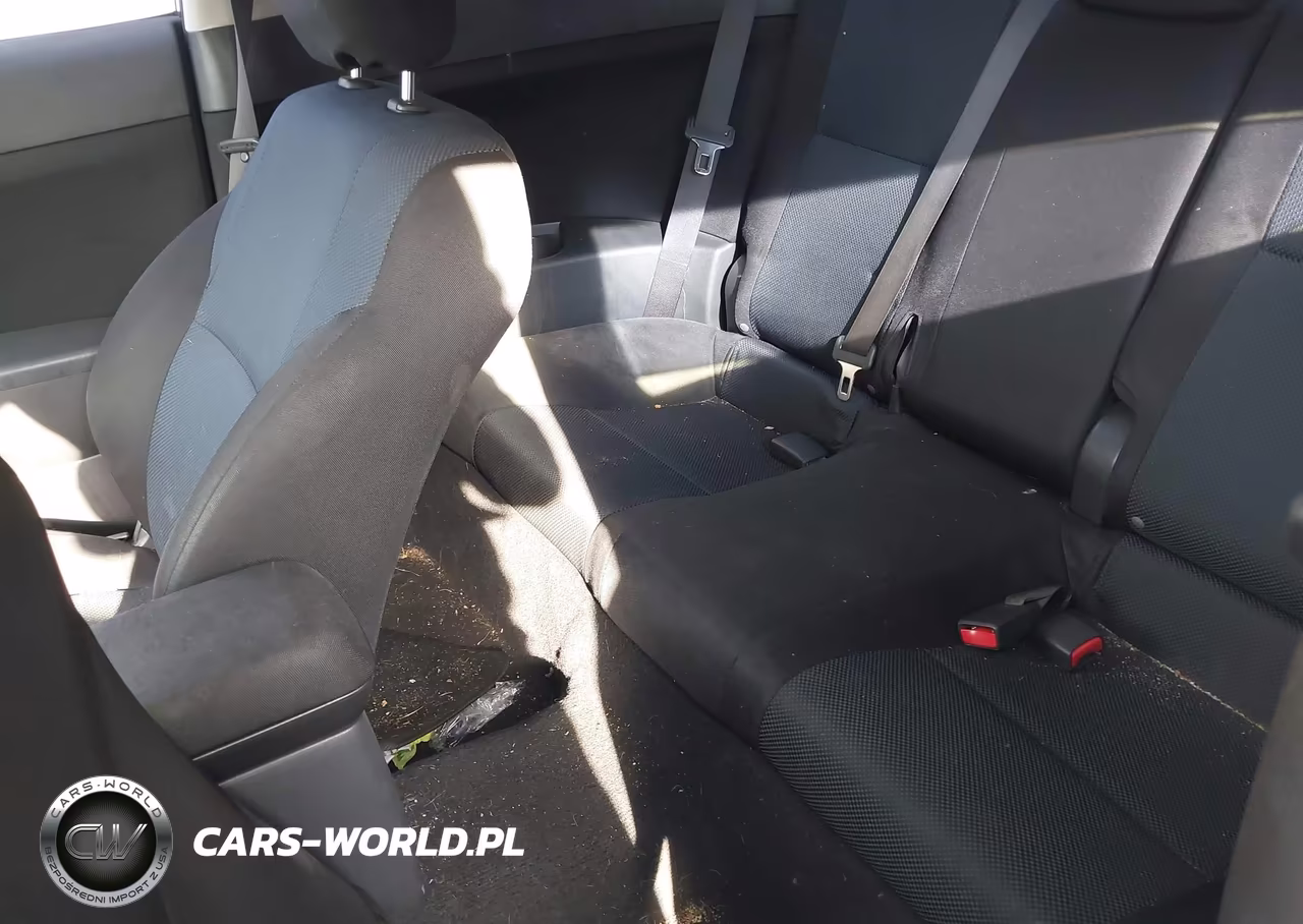 2007 Scion Tc VIN:JTKDE177770179734 - 8