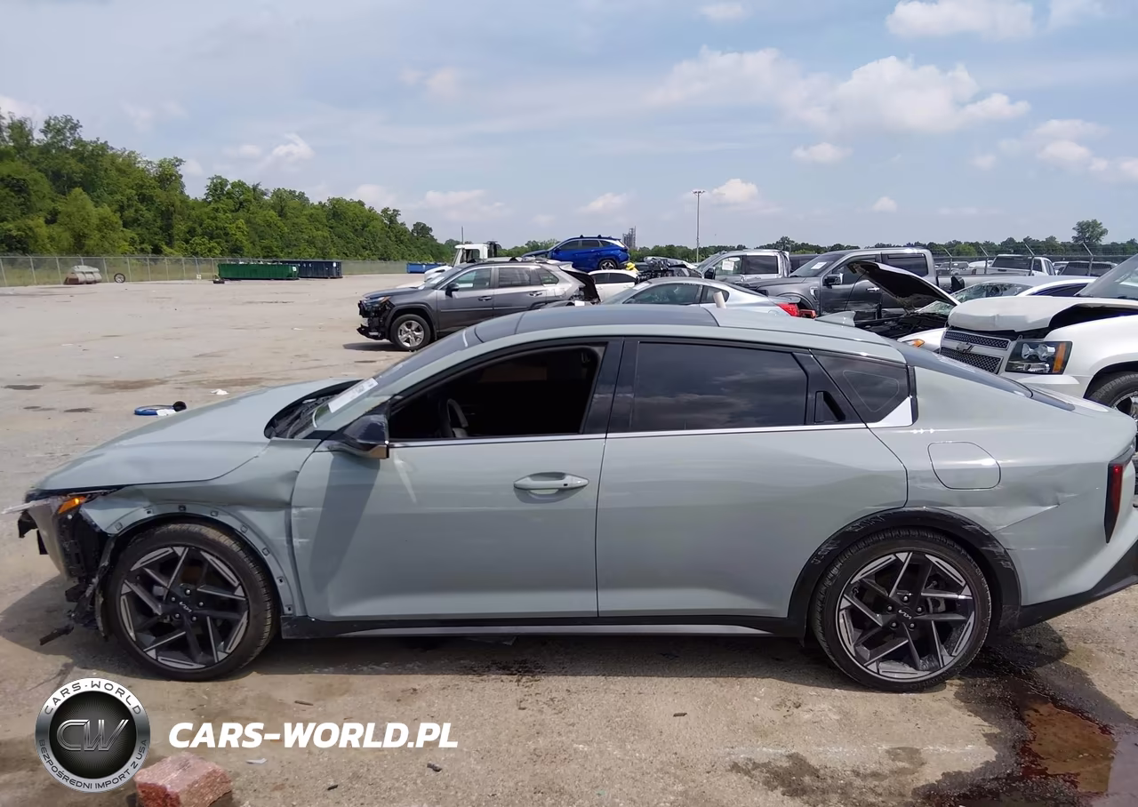 2025 Kia K4 Gt-Line VIN:3KPFW4DE6SE250732 - 15
