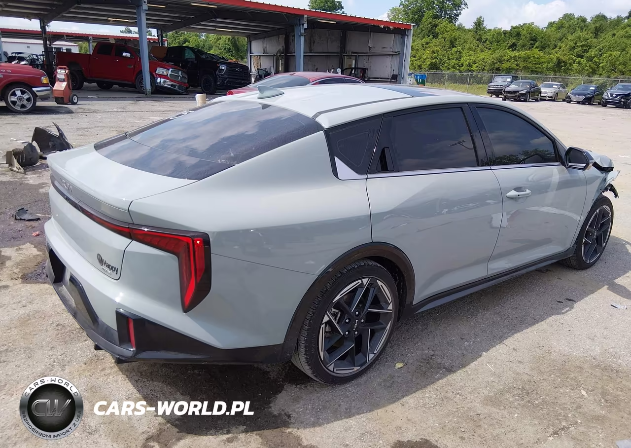 2025 Kia K4 Gt-Line VIN:3KPFW4DE6SE250732 - 4