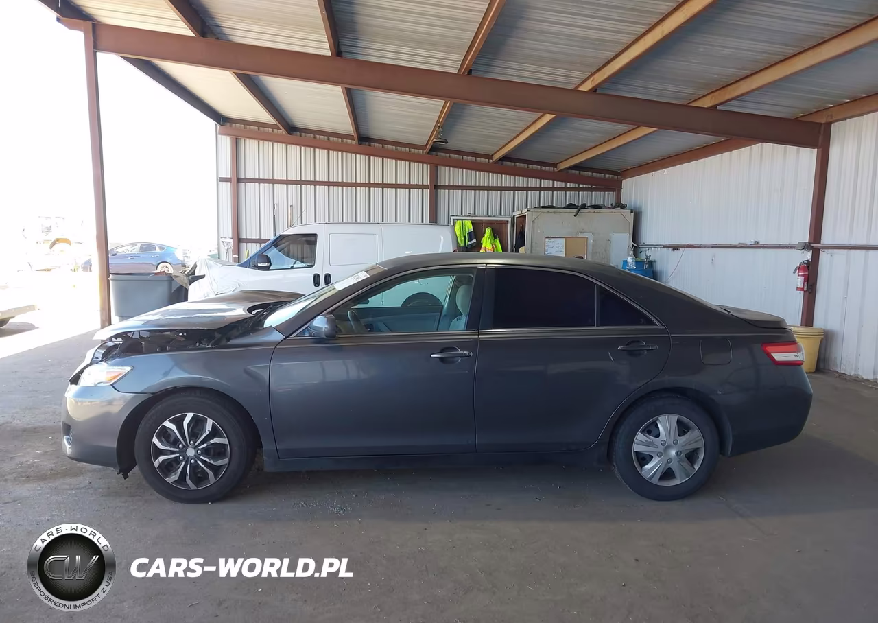 2010 Toyota Camry Le VIN:4T1BF3EK2AU029069 - 13