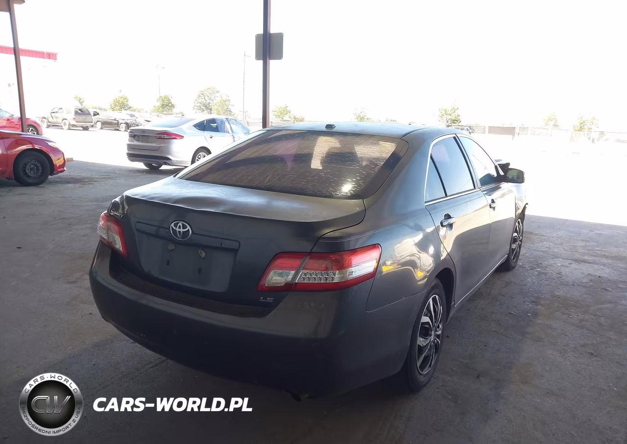 2010 Toyota Camry Le VIN:4T1BF3EK2AU029069 - 4