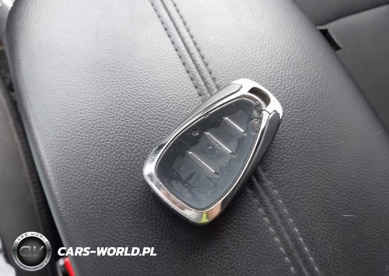 2018 Chevrolet Malibu Lt VIN:1G1ZD5STXJF277827 - 11