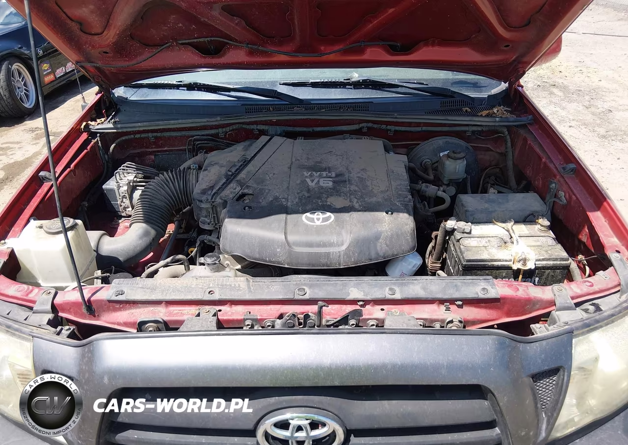 2011 Toyota Tacoma Base V6 VIN:3TMLU4EN8BM070651 - 10