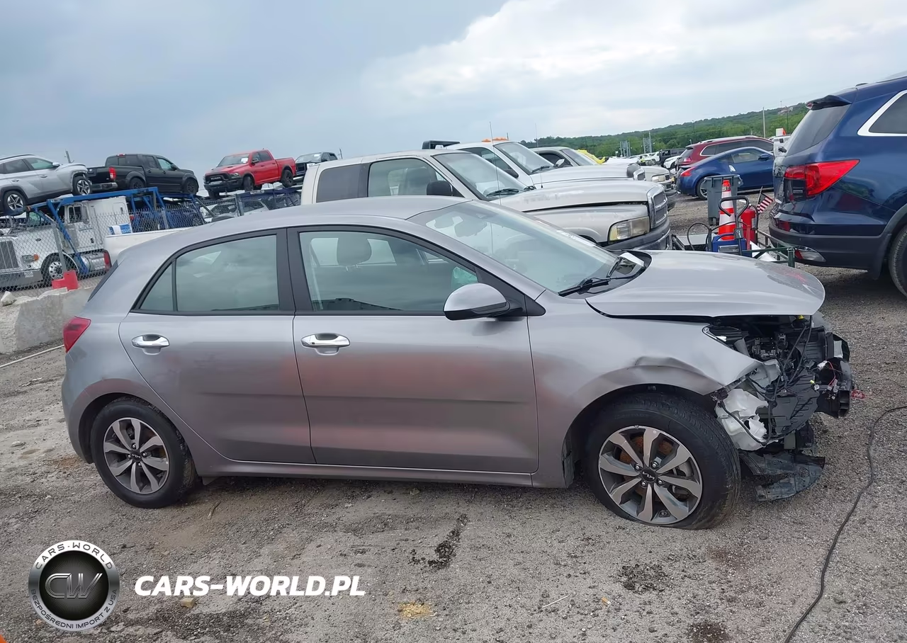 2023 Kia Rio 5-Door S VIN:3KPA25AD6PE628627 - 12