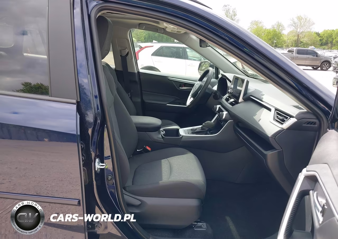 2025 Toyota Rav4 Hybrid Xle VIN:2T3RWRFV3SW271291 - 5