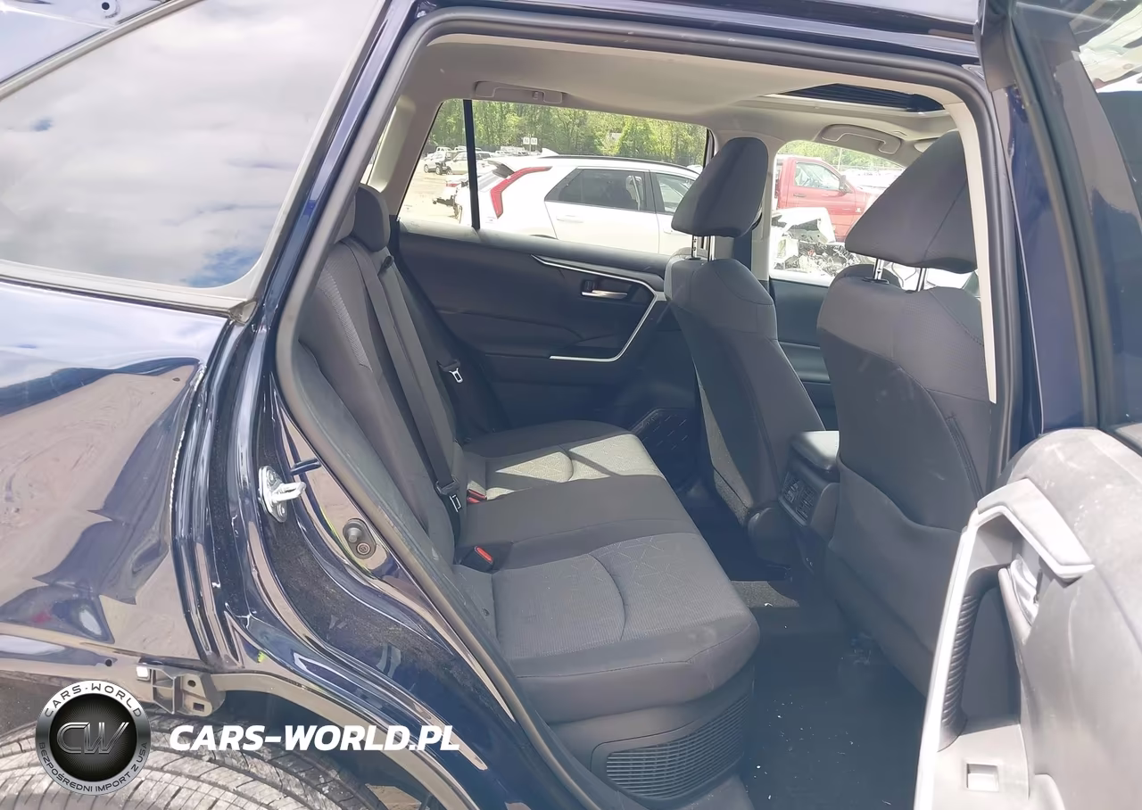 2025 Toyota Rav4 Hybrid Xle VIN:2T3RWRFV3SW271291 - 8