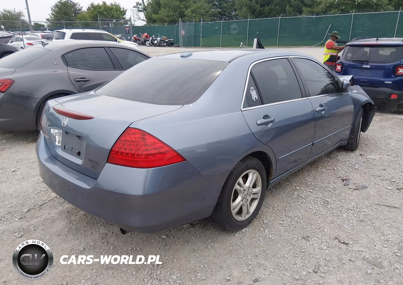 2007 Honda Accord 2.4 Ex VIN:1HGCM56837A070626 - 4