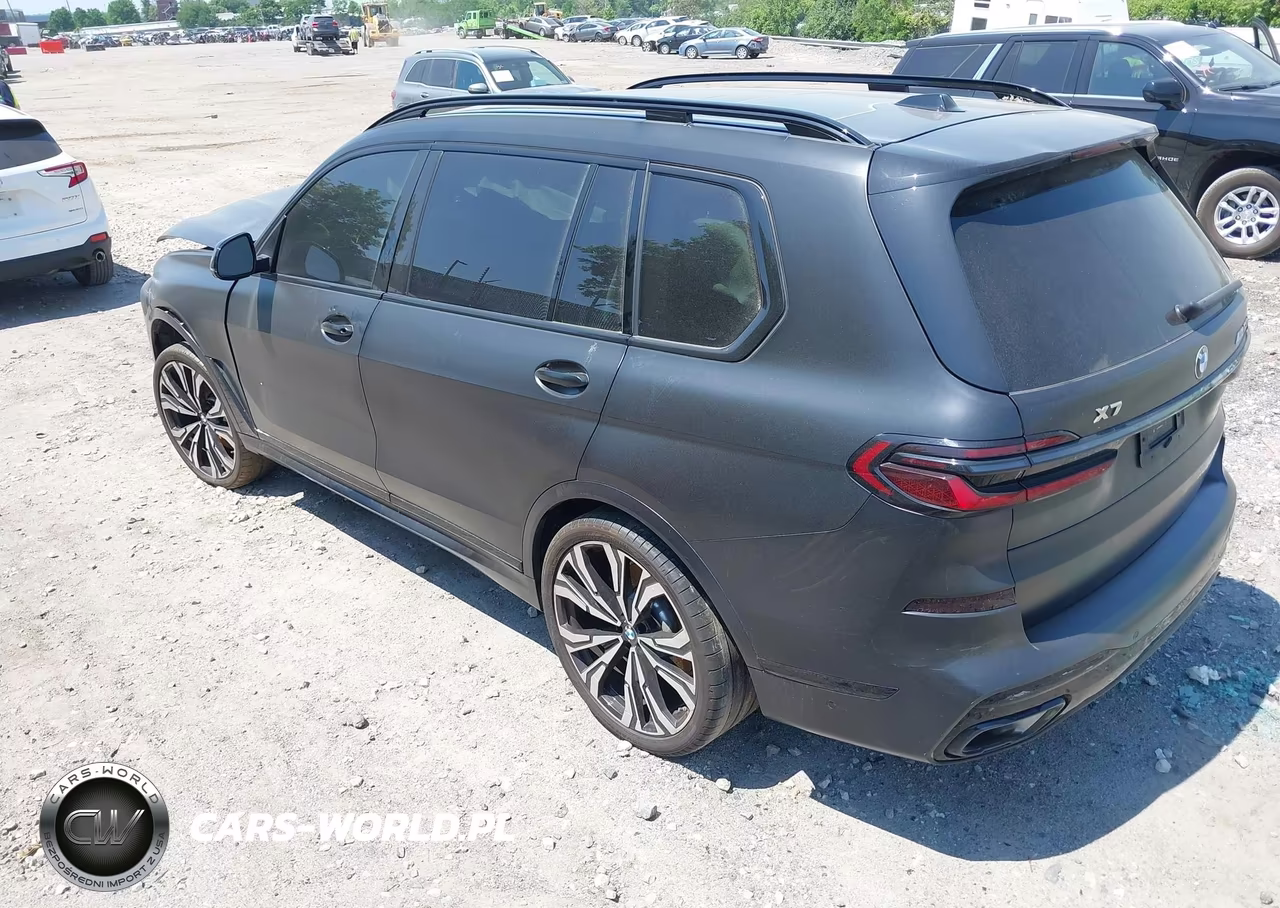 2024 BMW X7 xDrive40I VIN:5UX23EM04R9V48453 - 3