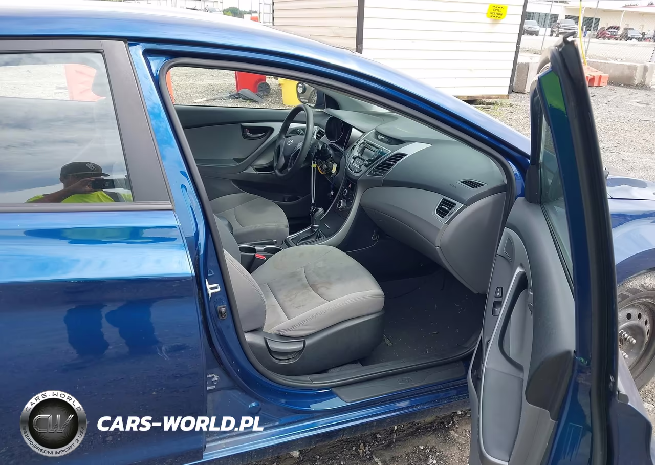 2016 Hyundai Elantra Se VIN:5NPDH4AE4GH782845 - 5