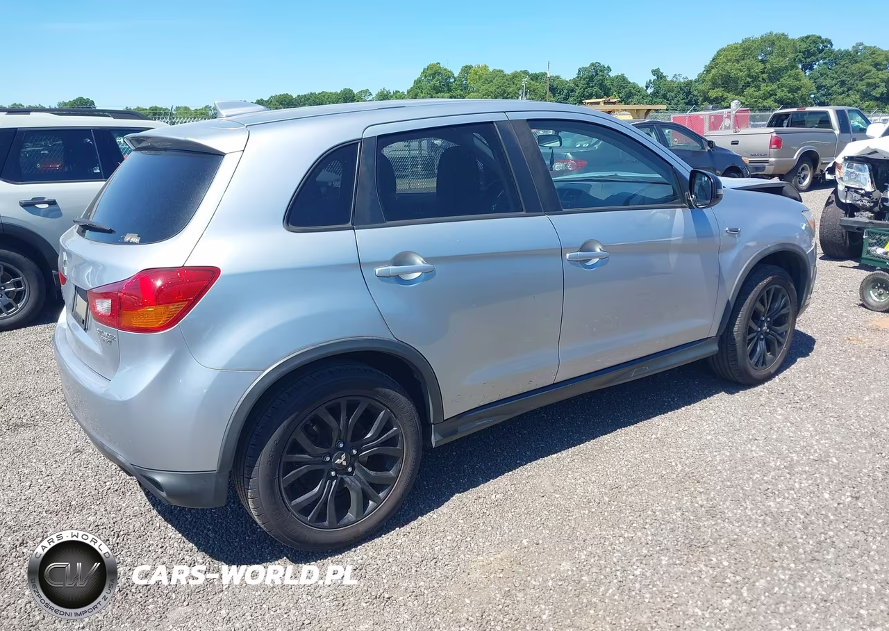 2017 Mitsubishi Outlander Sport 2.0 Le VIN:JA4AP3AU8HZ033140 - 4