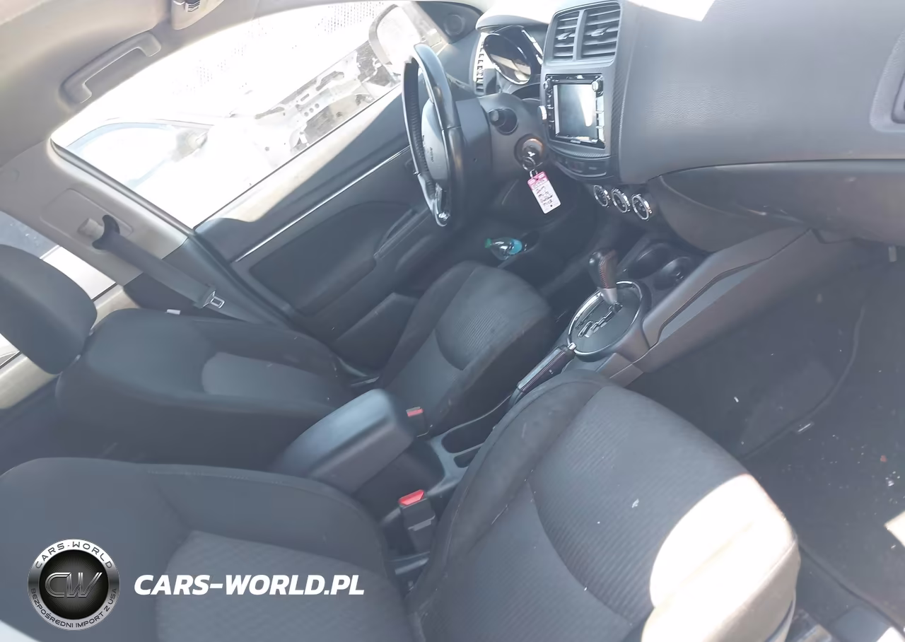 2017 Mitsubishi Outlander Sport 2.0 Le VIN:JA4AP3AU8HZ033140 - 5