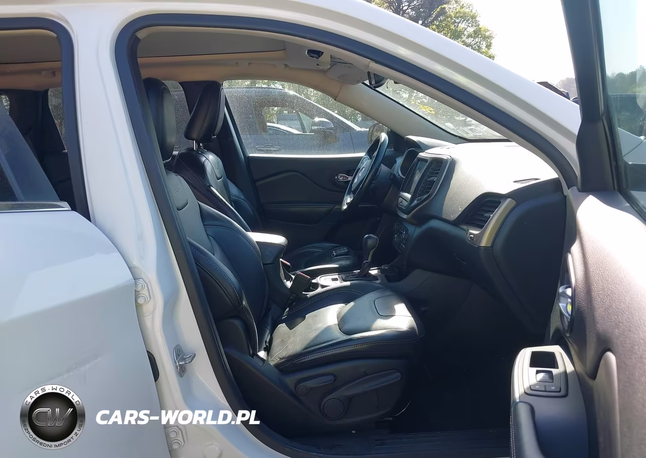 2016 Jeep Cherokee Limited VIN:1C4PJMDB5GW270881 - 5