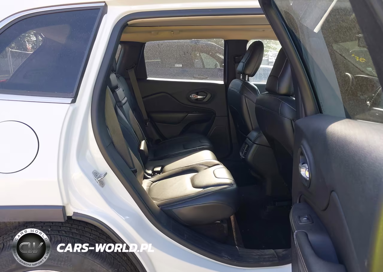 2016 Jeep Cherokee Limited VIN:1C4PJMDB5GW270881 - 8