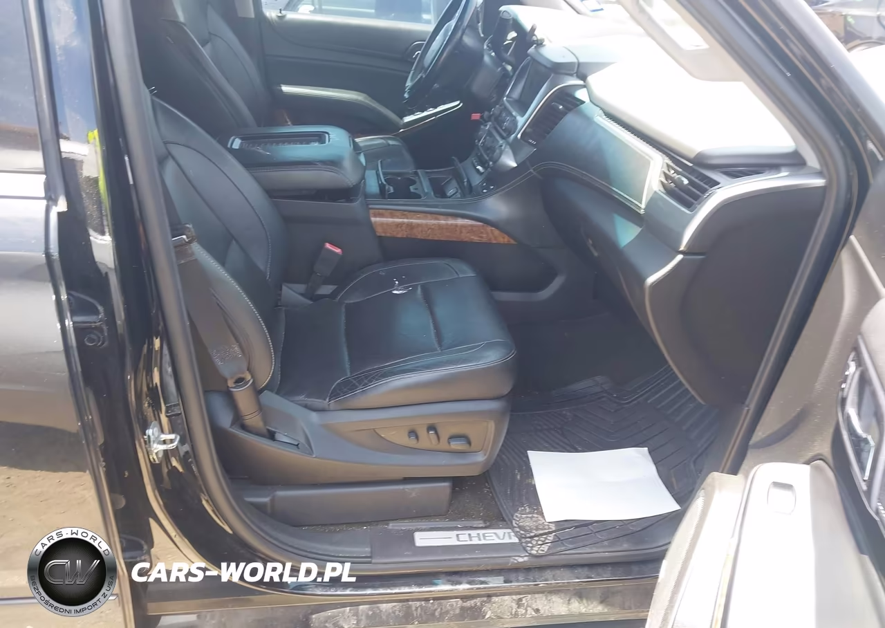 2018 Chevrolet Tahoe Premier VIN:1GNSCCKC4JR244716 - 5