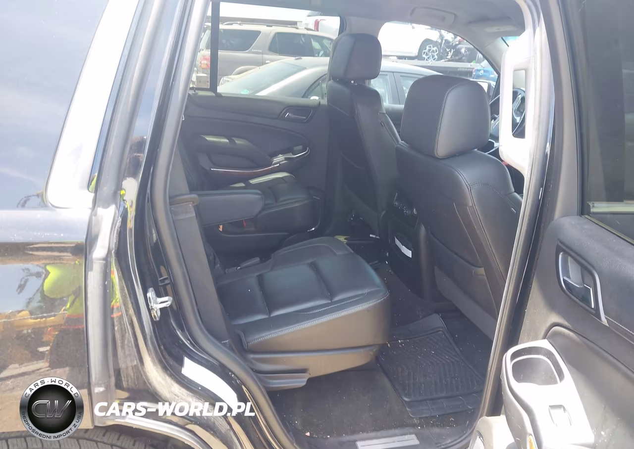 2018 Chevrolet Tahoe Premier VIN:1GNSCCKC4JR244716 - 8