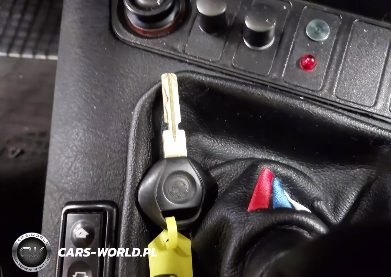 1995 BMW M3 VIN:WBSBF9324SEH06818 - 11
