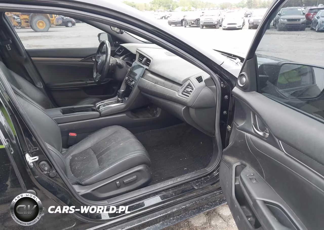 2018 Honda Civic Sport Touring VIN:SHHFK7H91JU220488 - 5