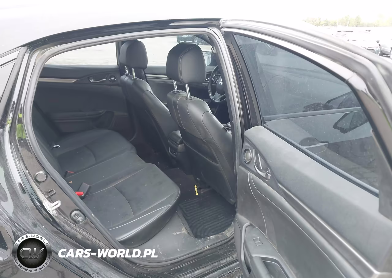 2018 Honda Civic Sport Touring VIN:SHHFK7H91JU220488 - 8