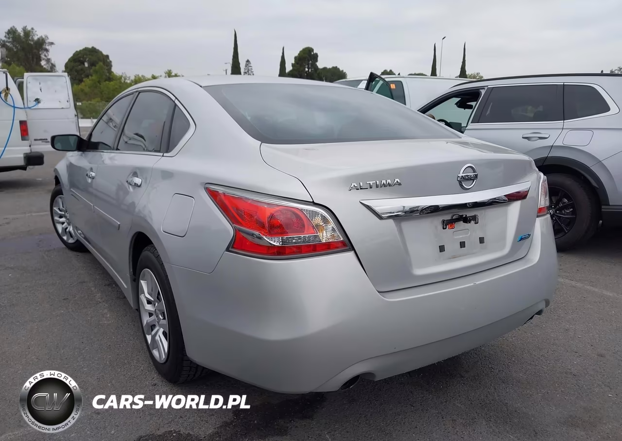 2014 Nissan Altima 2.5 VIN:1N4AL3AP2EC404597 - 3