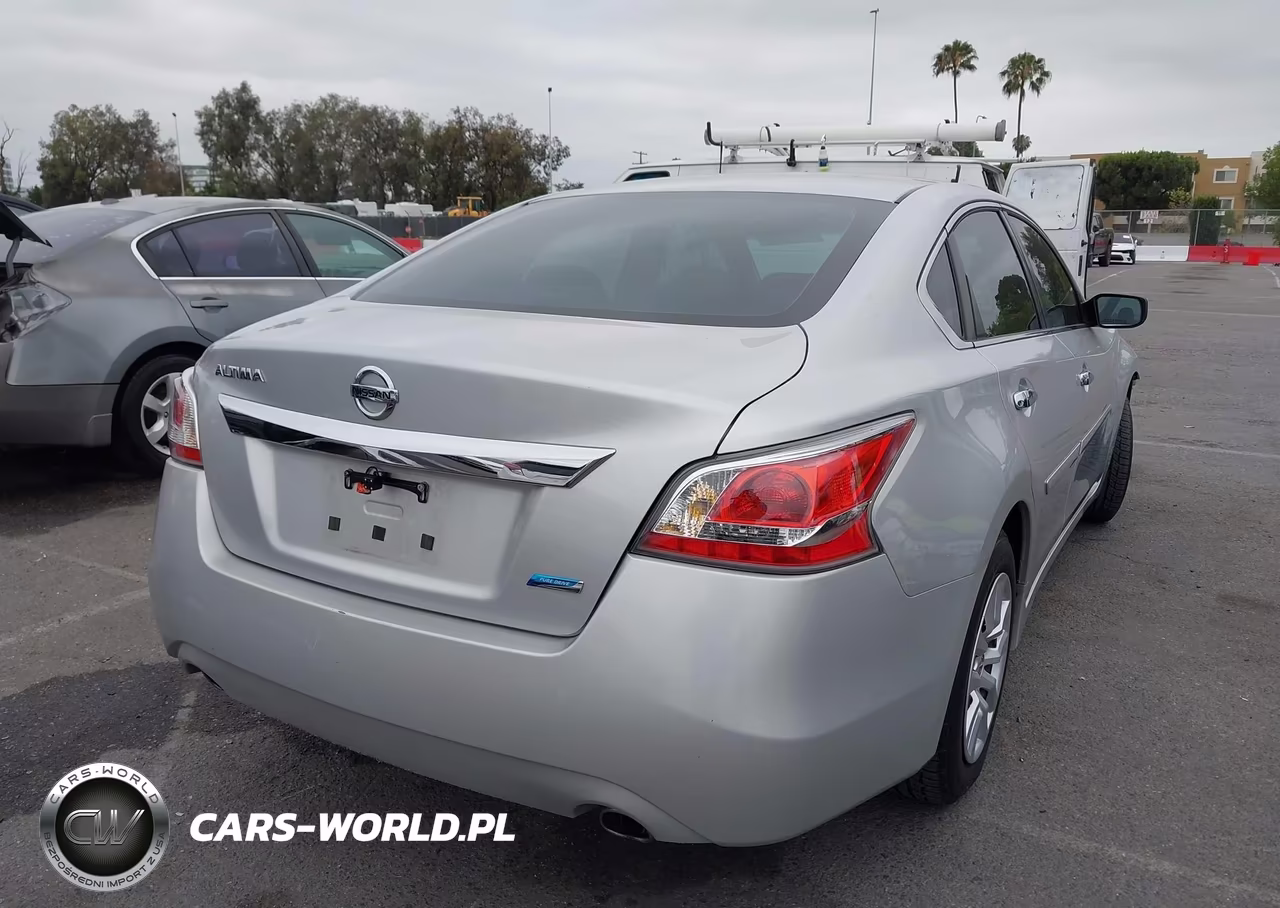 2014 Nissan Altima 2.5 VIN:1N4AL3AP2EC404597 - 4