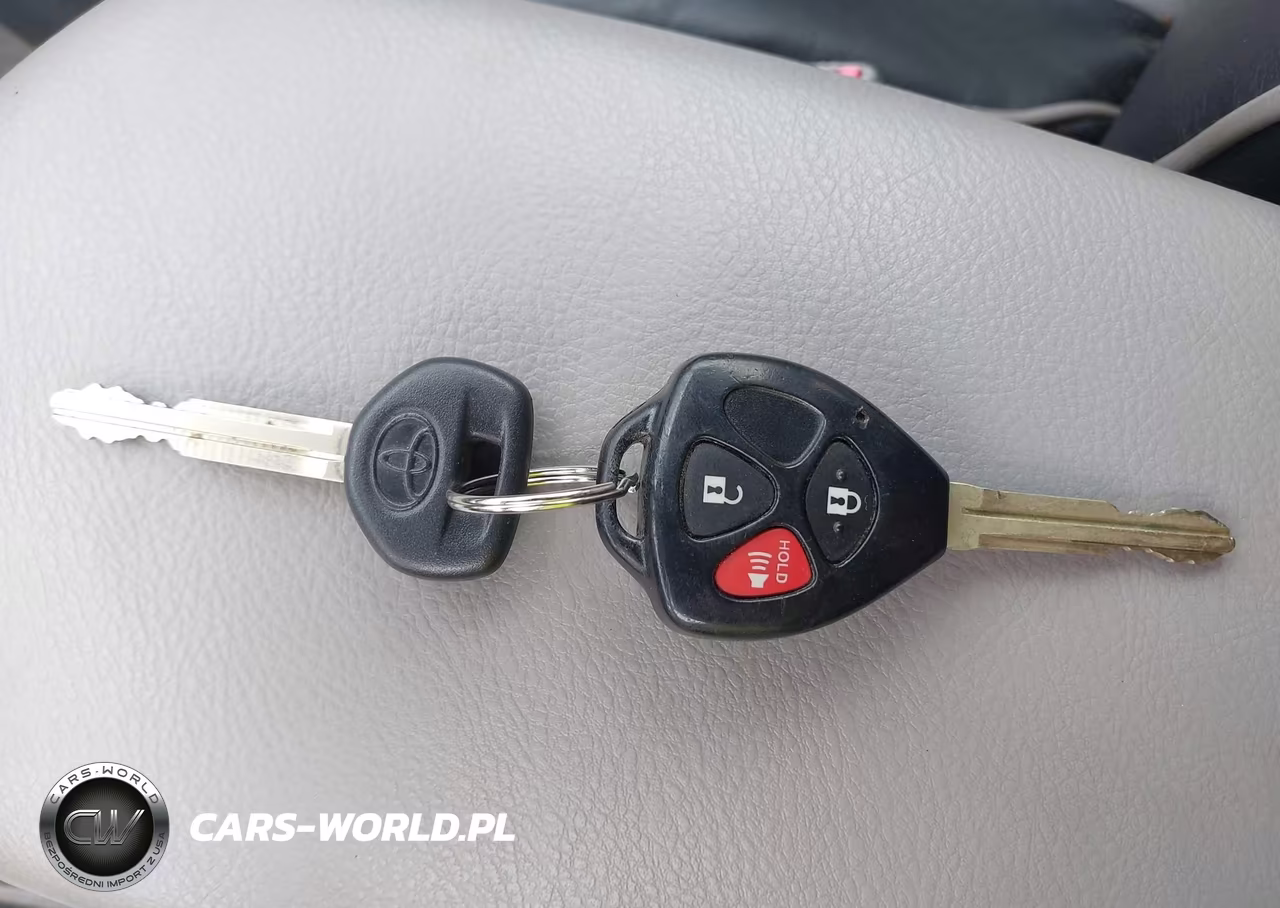2006 Toyota Rav4 Base V6 VIN:JTMBK33V666001946 - 11