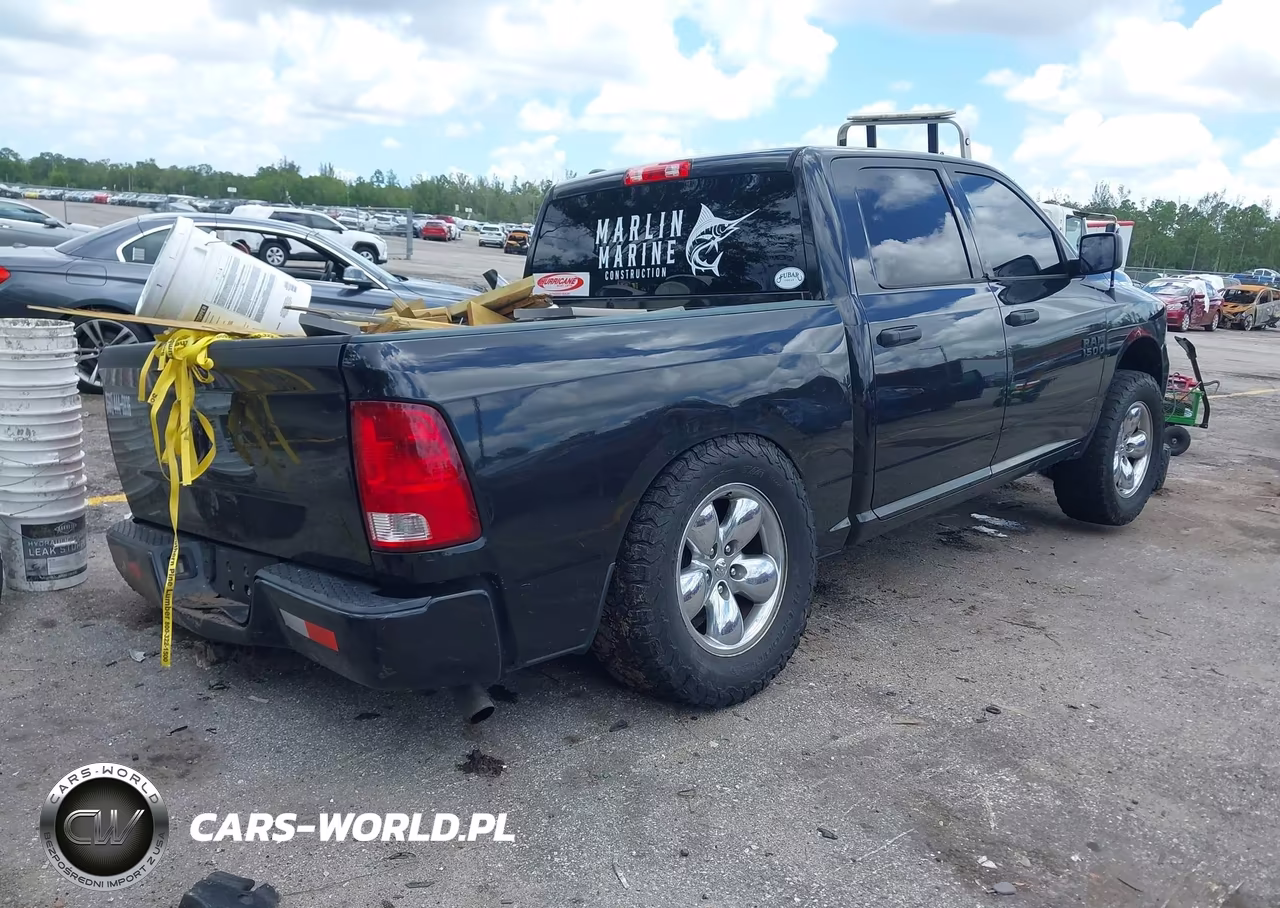 2018 Ram 1500 Express 4X2 5'7 Box VIN:1C6RR6KGXJS304699 - 4