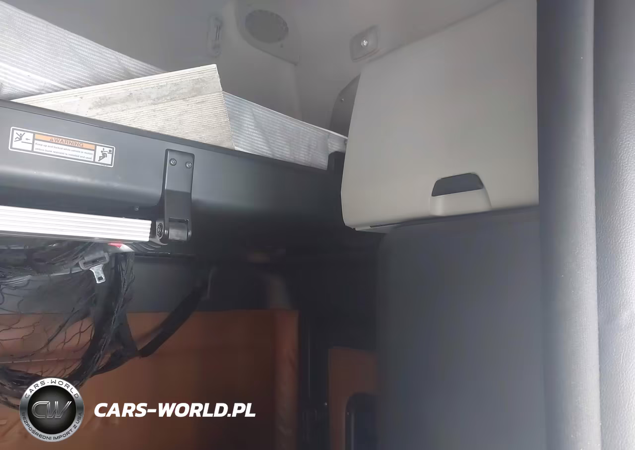 2019 Freightliner New Cascadia 126 VIN:1FUJHHDR0KLKL9708 - 15