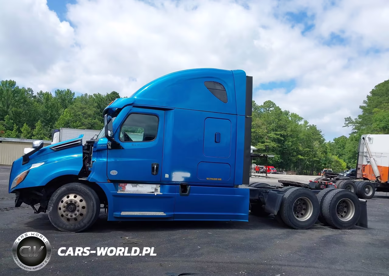 2019 Freightliner New Cascadia 126 VIN:1FUJHHDR0KLKL9708 - 18