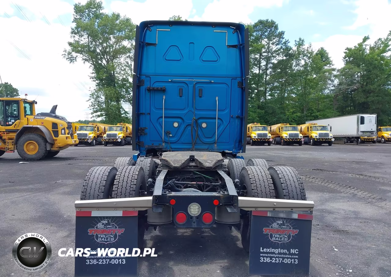 2019 Freightliner New Cascadia 126 VIN:1FUJHHDR0KLKL9708 - 19