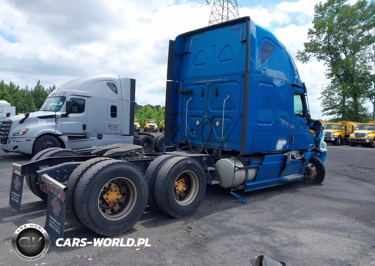 2019 Freightliner New Cascadia 126 VIN:1FUJHHDR0KLKL9708 - 4