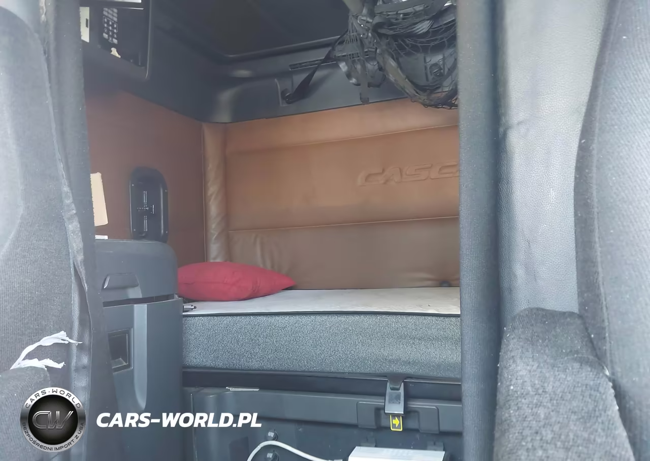 2019 Freightliner New Cascadia 126 VIN:1FUJHHDR0KLKL9708 - 7