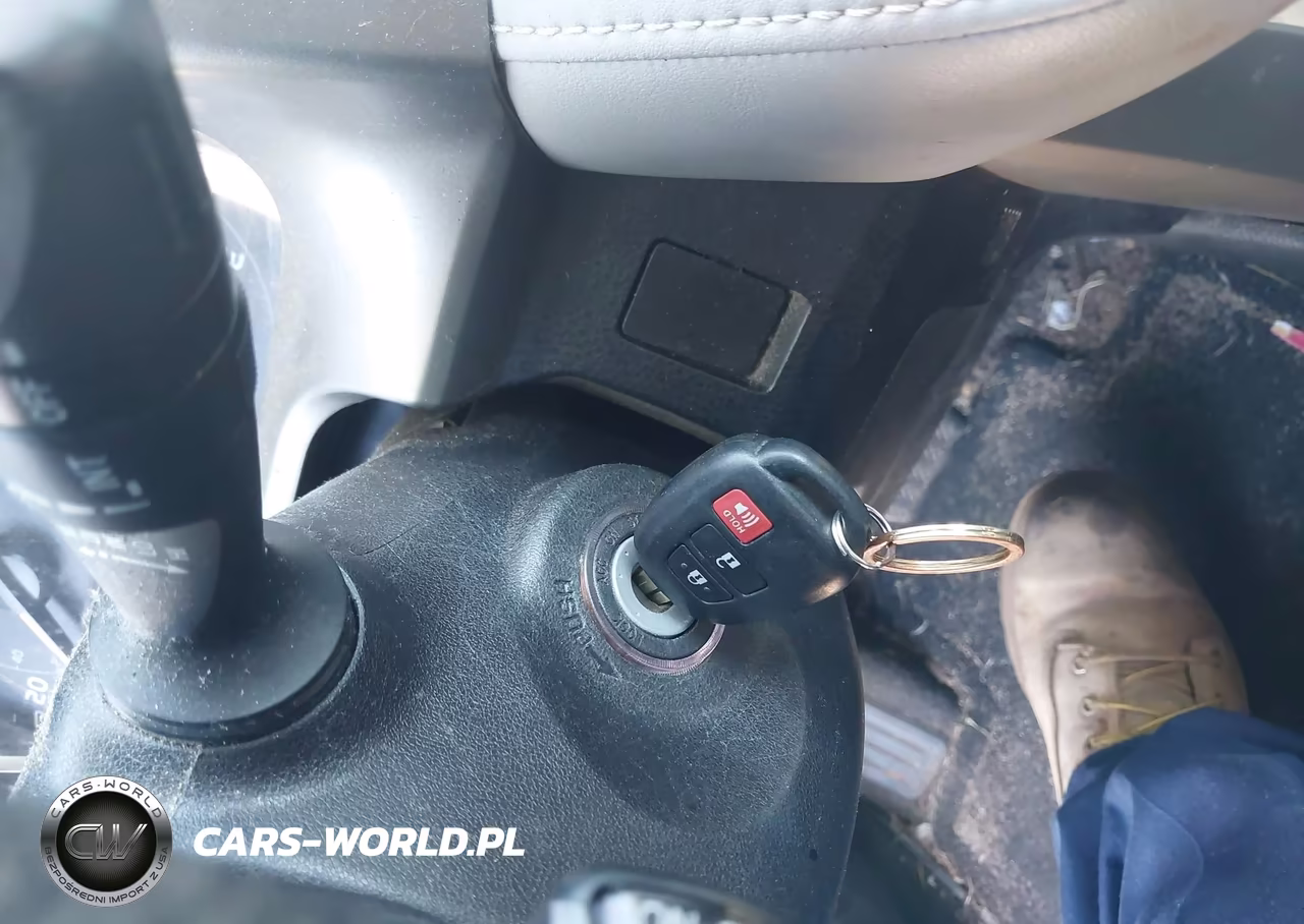 2013 Toyota Rav4 Xle VIN:2T3WFREV9DW043206 - 11