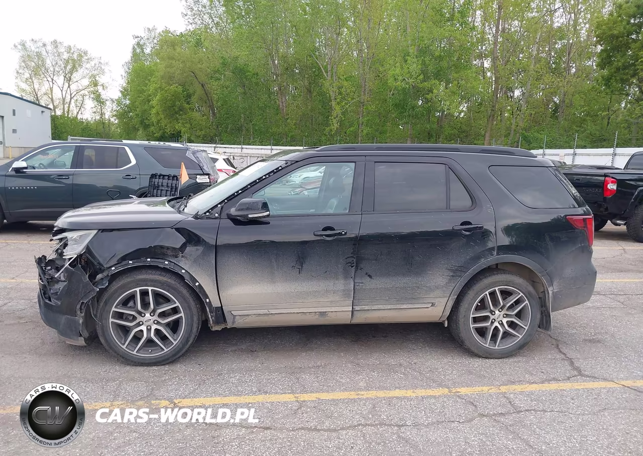 2016 Ford Explorer Sport VIN:1FM5K8GT4GGB41133 - 14