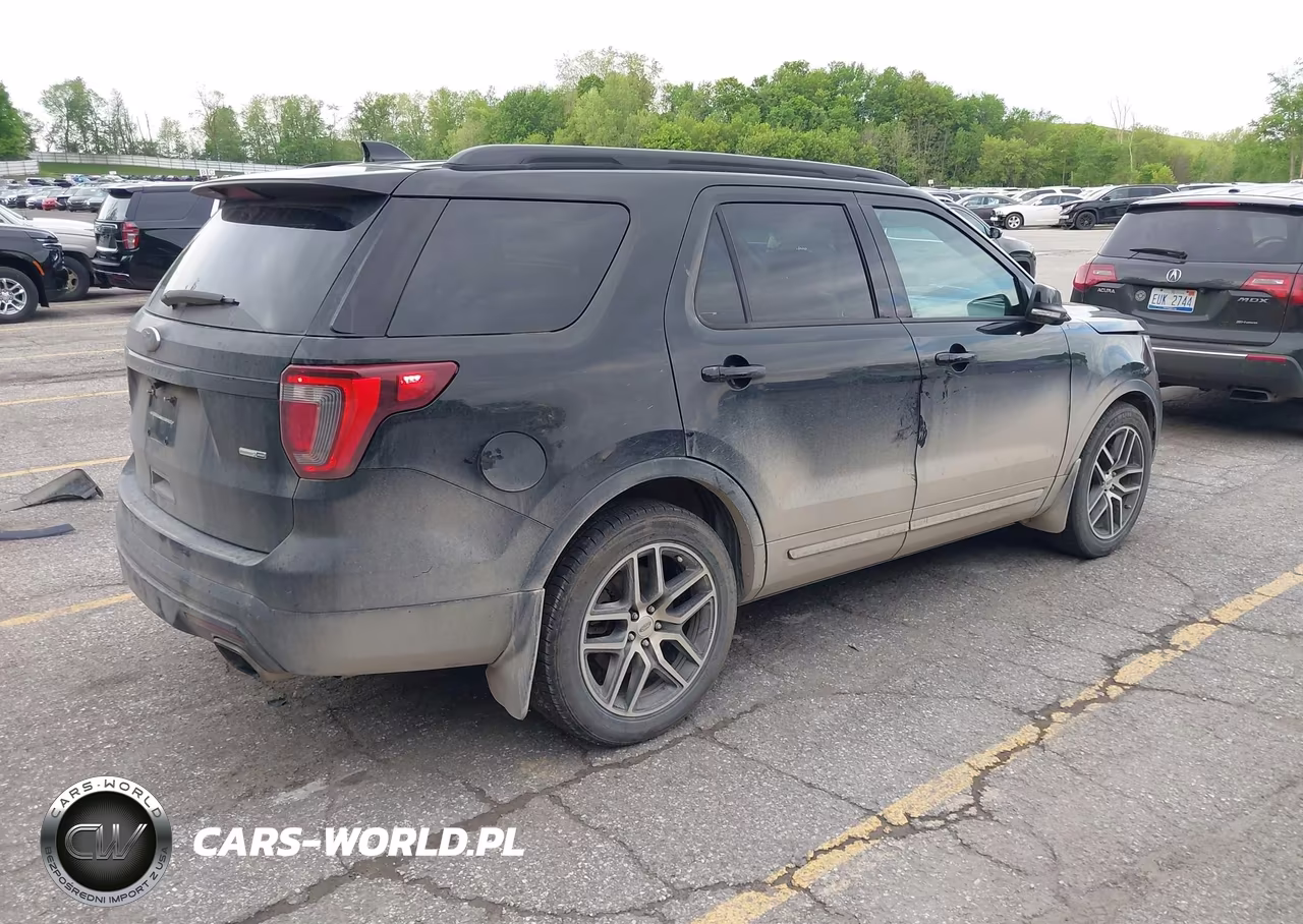 2016 Ford Explorer Sport VIN:1FM5K8GT4GGB41133 - 4