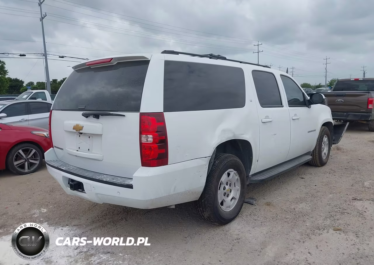 2014 Chevrolet Suburban 1500 Lt VIN:1GNSCJE02ER133108 - 4